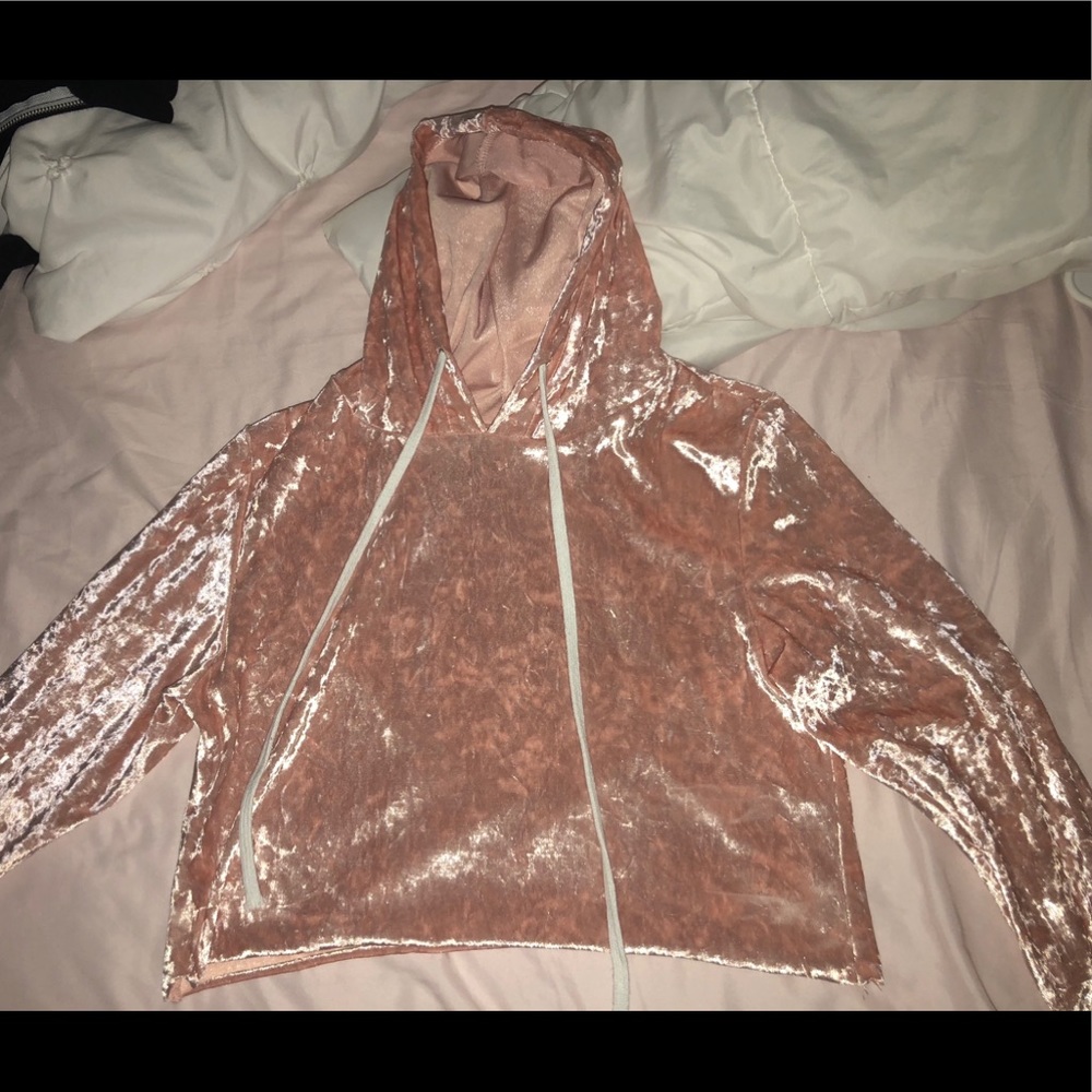 pink crushed velvet long sleeve cropped hoodie